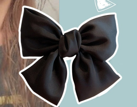Haarschmuck mit Schleife